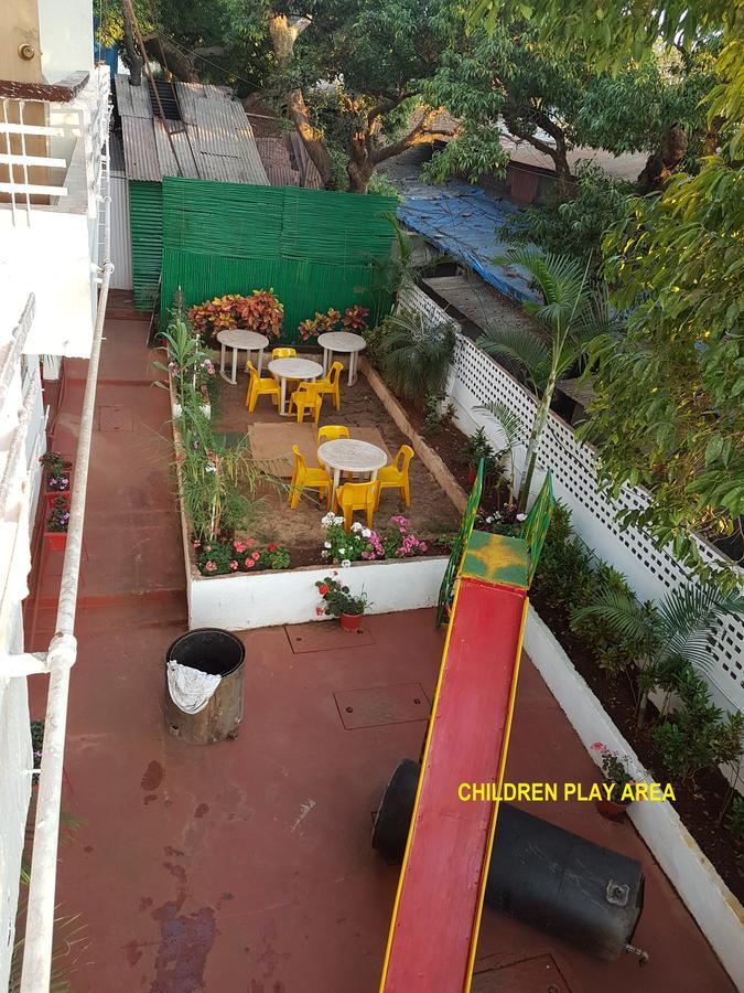 Hotel Stone House Mahābaleshwar Extérieur photo