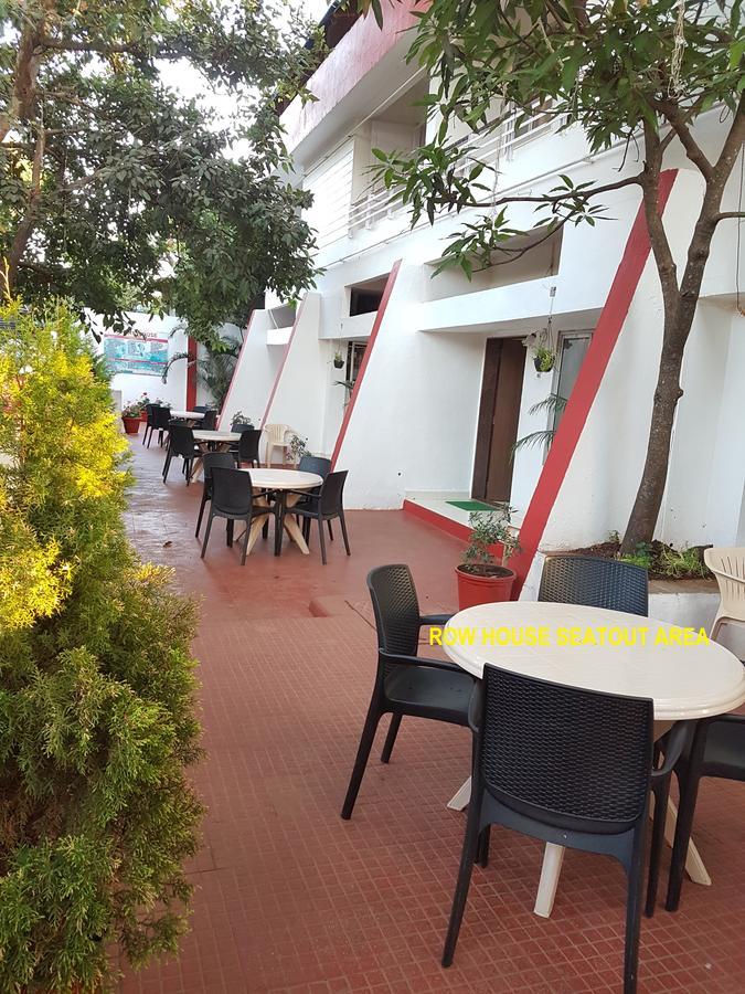 Hotel Stone House Mahābaleshwar Extérieur photo