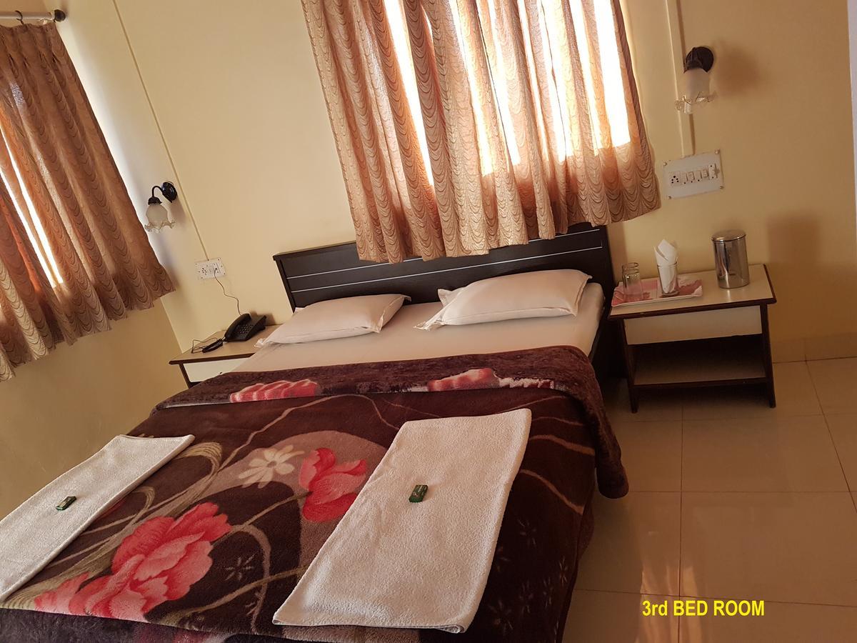 Hotel Stone House Mahābaleshwar Extérieur photo
