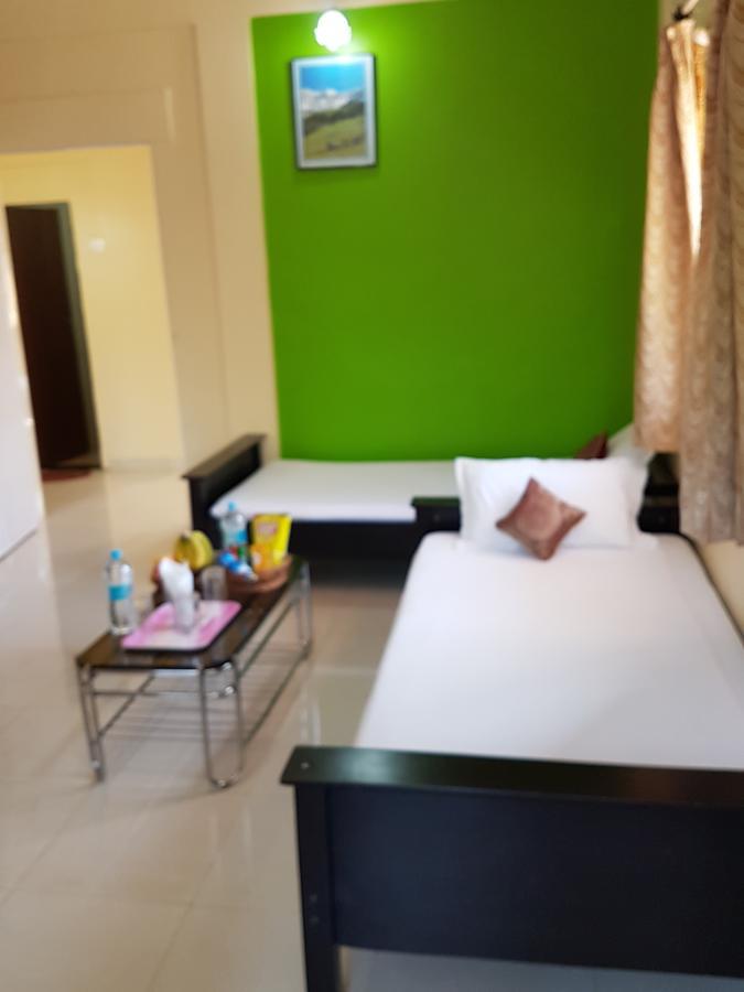 Hotel Stone House Mahābaleshwar Extérieur photo