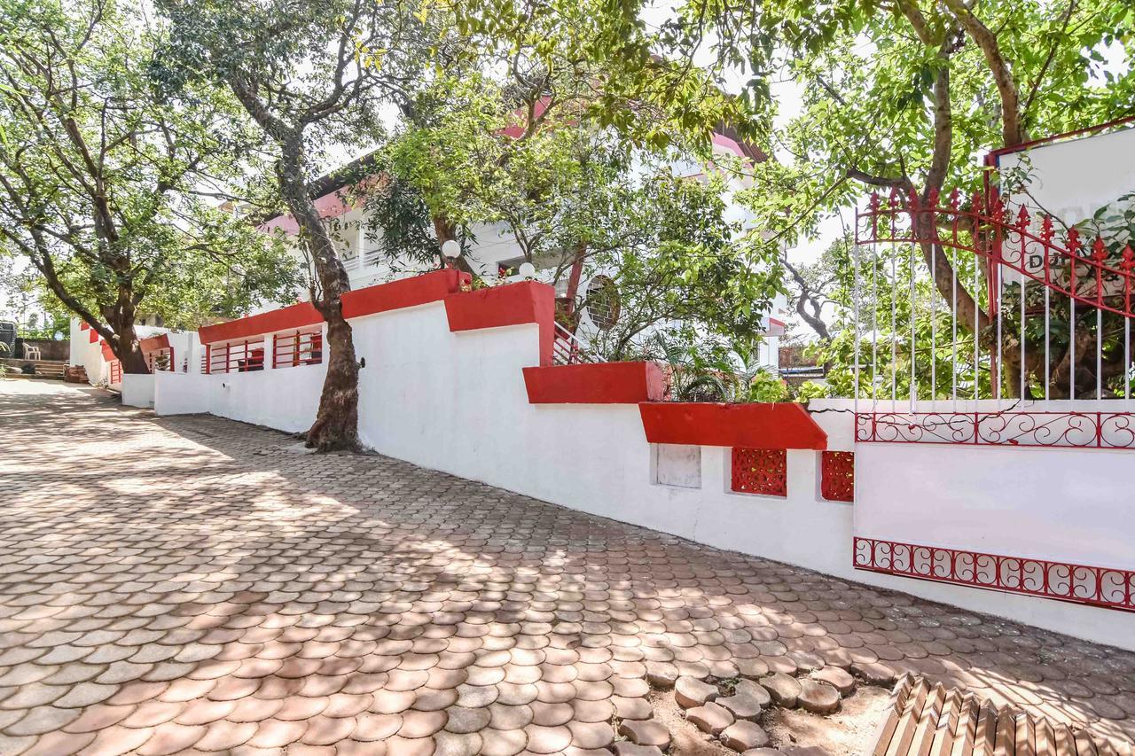 Hotel Stone House Mahābaleshwar Extérieur photo