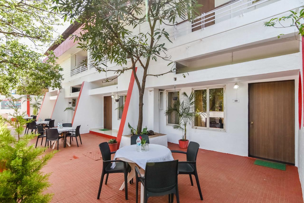 Hotel Stone House Mahābaleshwar Extérieur photo
