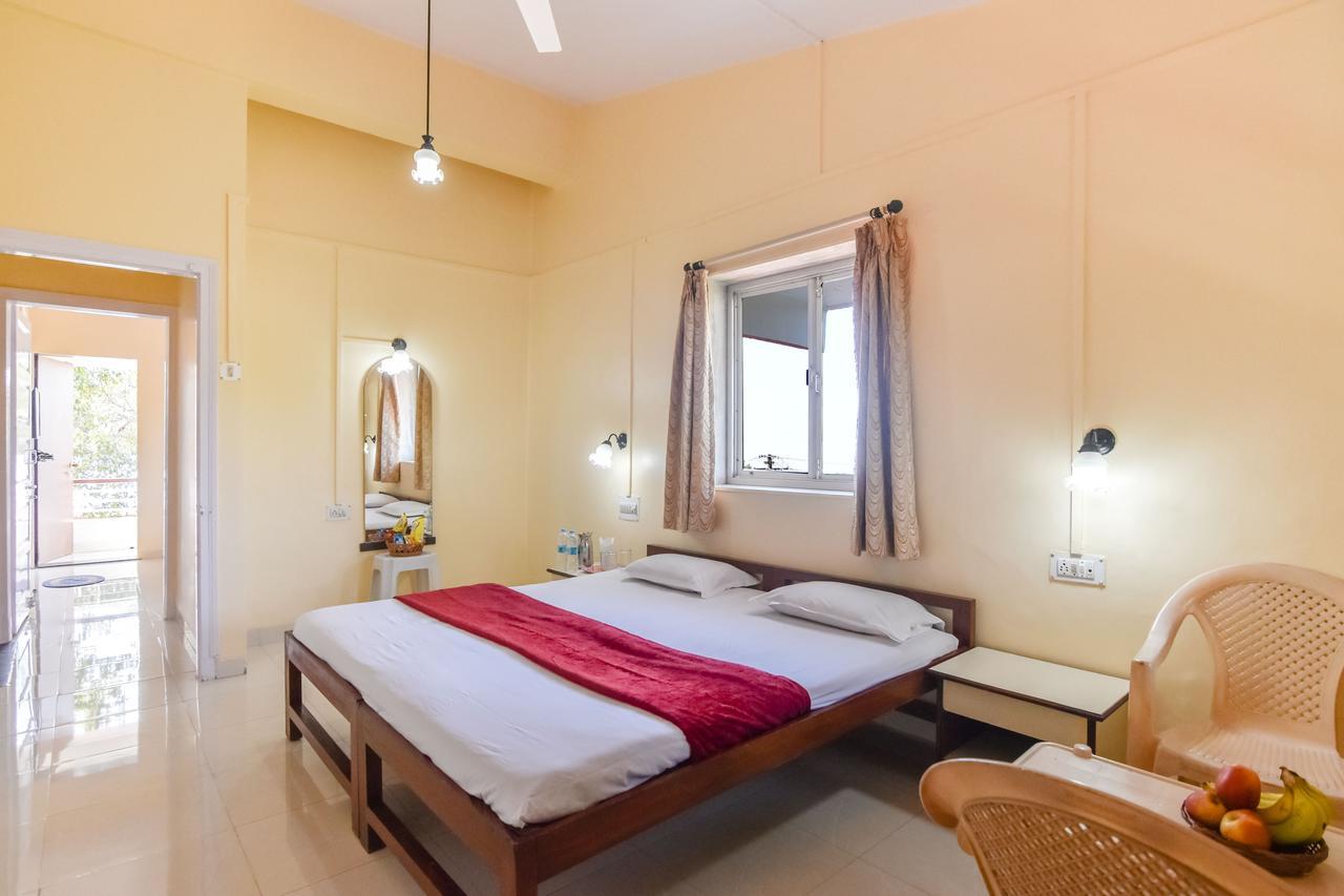 Hotel Stone House Mahābaleshwar Extérieur photo